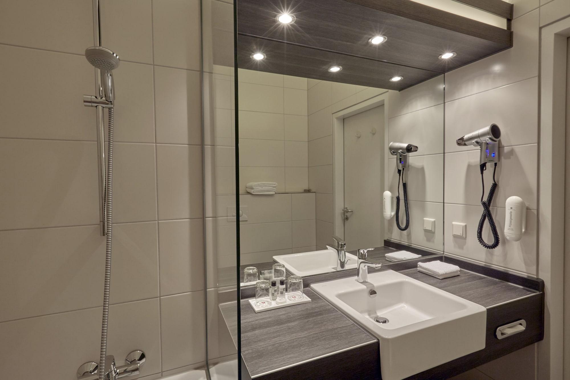 H+ Hotel Koeln Hürth Zewnętrze zdjęcie