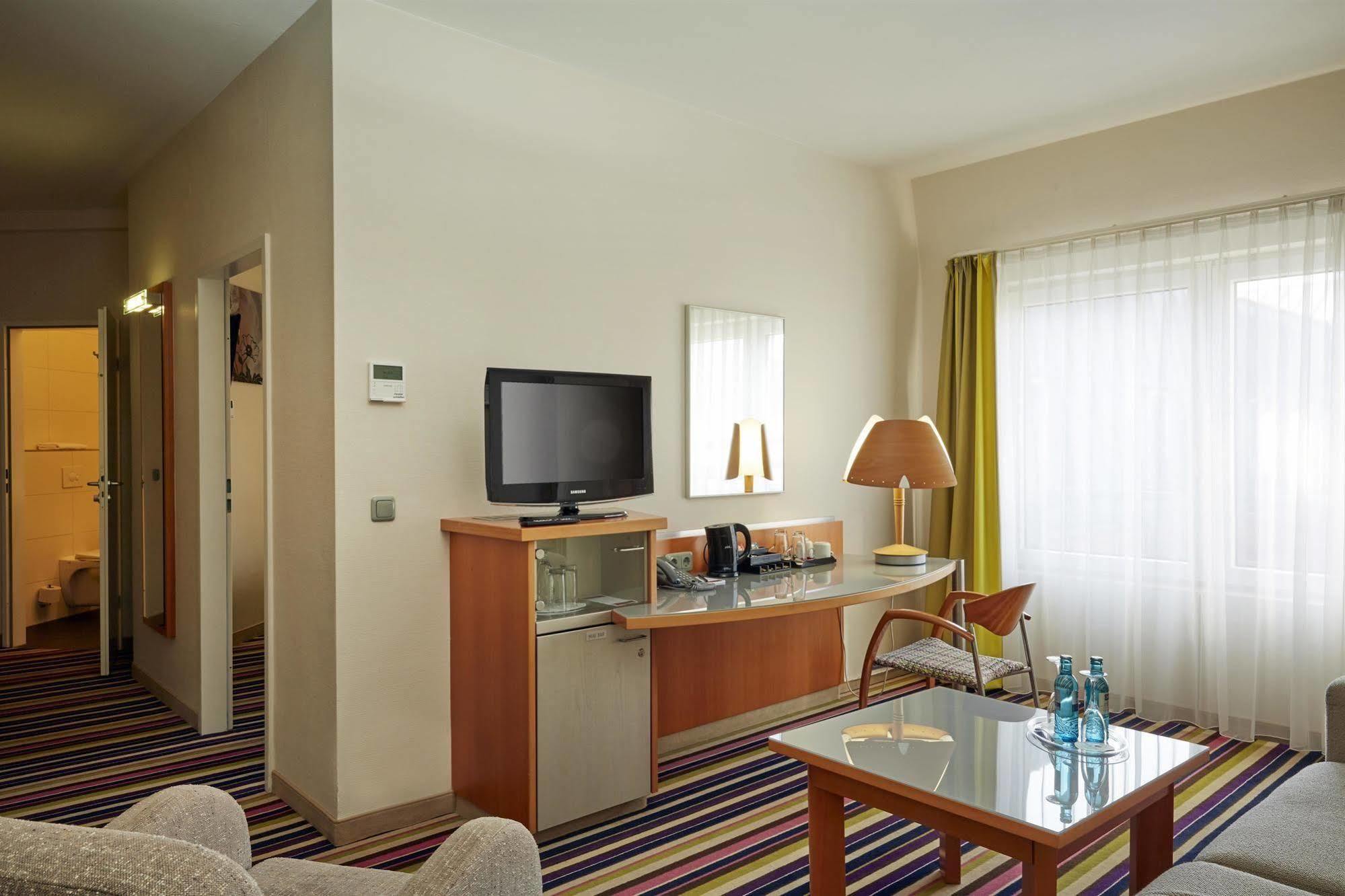 H+ Hotel Koeln Hürth Zewnętrze zdjęcie